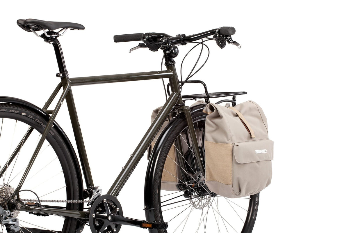 Pelago Hanko Outback med taske på bagagebæreren